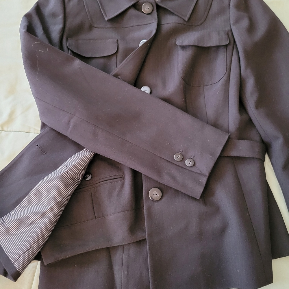Jacket and matching slacks - Picture 3 of 9
